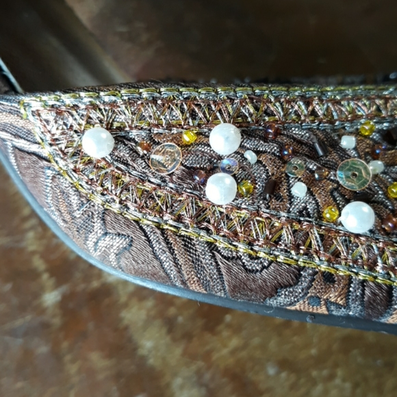 Beaded heels - Picture 7 of 7